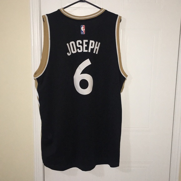 Toronto Raptors - Cory Joseph Jersey - Picture 2 of 3